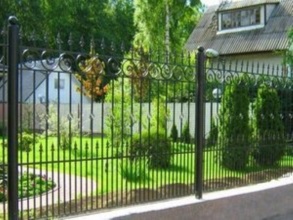 Кованые заборы на ленточном фундаменте 80 метров фото в Ликино-Дулёво